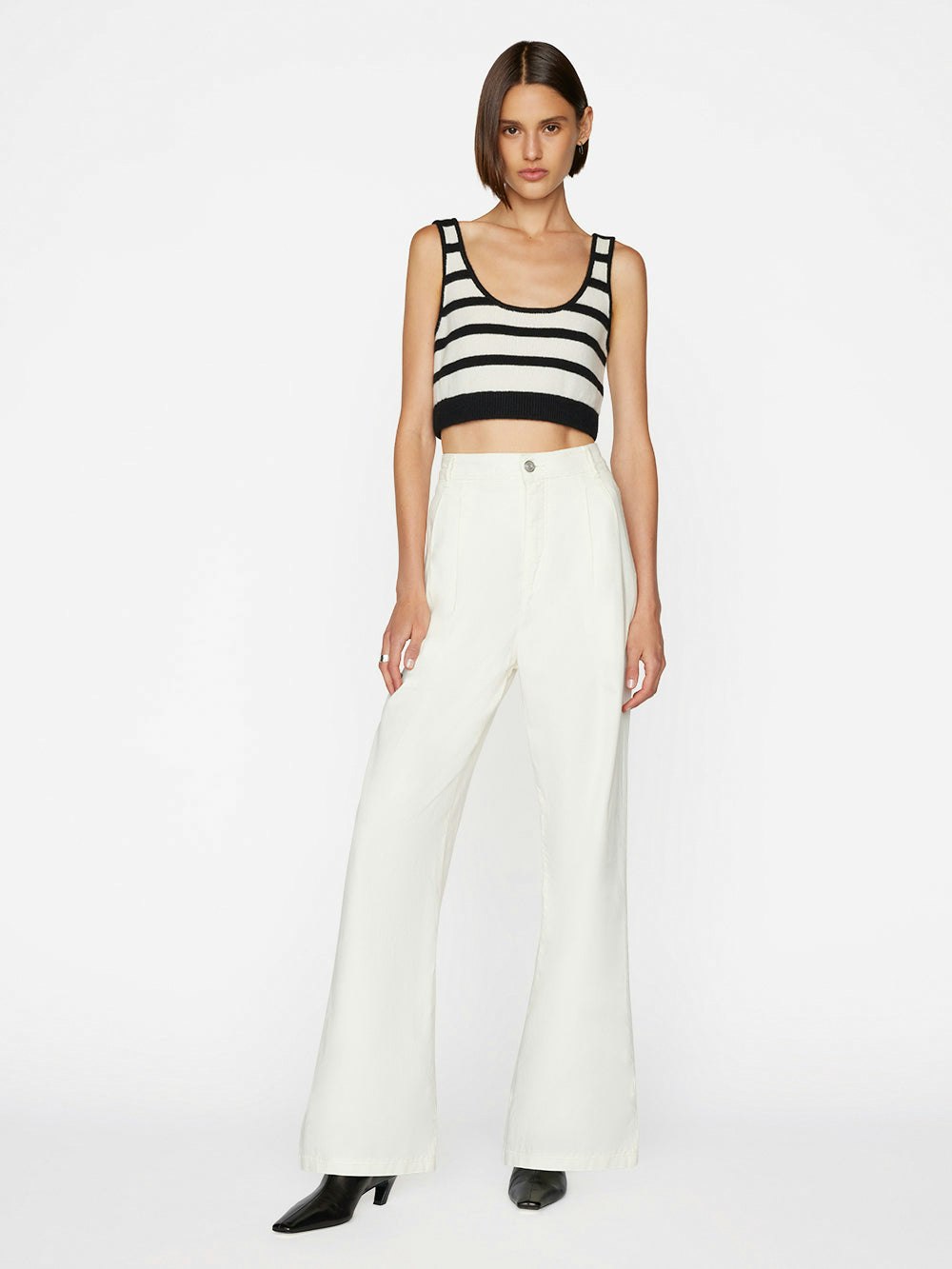 pants full body view alt:hover